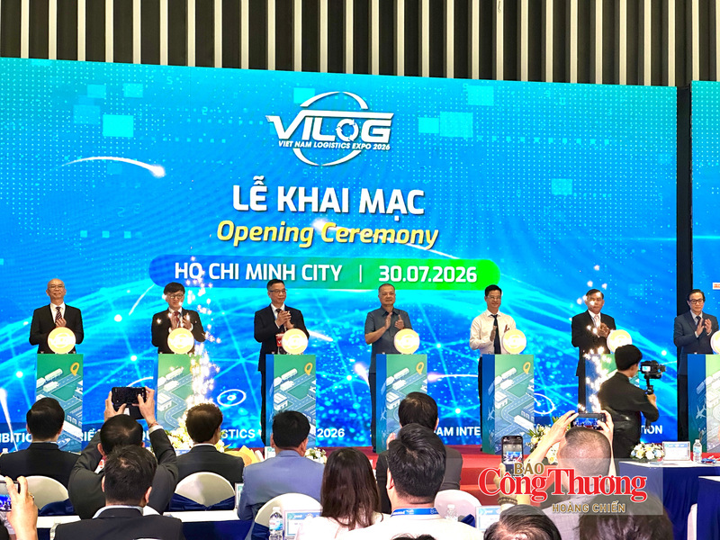 Quang cảnh lễ khai mạc