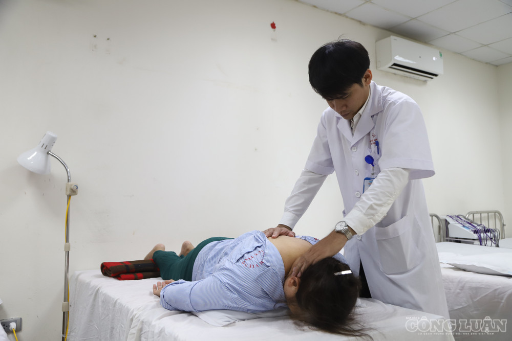 Địa điểm khám có thể là nhà người bệnh, trung tâm bảo trợ xã hội nơi chăm sóc người bệnh hoặc các địa điểm khác nơi người bệnh cư trú theo quy định của pháp luật về cư trú. clo_br_img-3784.jpg