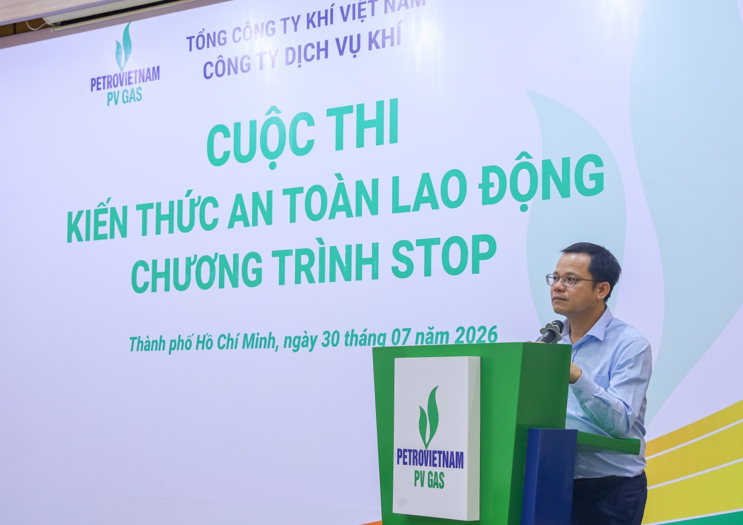 Ông Đỗ Thành Trung - Phó Giám đốc, Chủ tịch Công đoàn Công ty phát biểu khai mạc tại Cuộc thi Ông Đỗ Thành Trung - Phó Giám đốc, Chủ tịch Công đoàn Công ty phát biểu khai mạc tại Cuộc thi