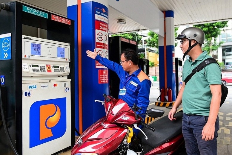 Giá xăng dầu hôm nay (7-8): Giá dầu thế giới tăng hơn 3 USD