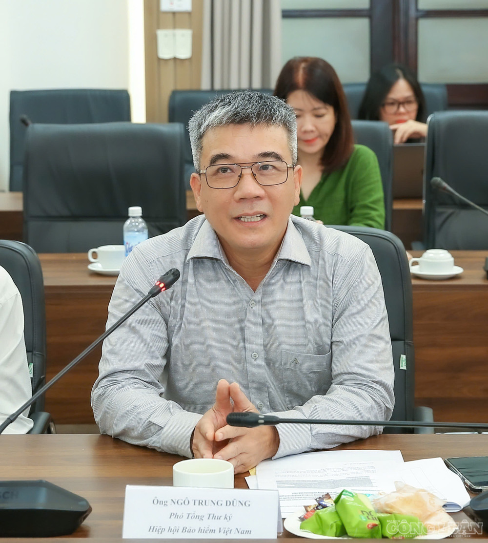 Phó Tổng Thư ký Hiệp hội Bảo hiểm Việt Nam Ngô Trung Dũng nhấn mạnh yêu cầu nâng cao chất lượng tư vấn bảo hiểm. clo_br_2aoboqtv4qpjbiveemvapt2kdup7k7bva7qno5o0.jpg