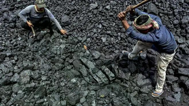 coal-mining-india.jpg