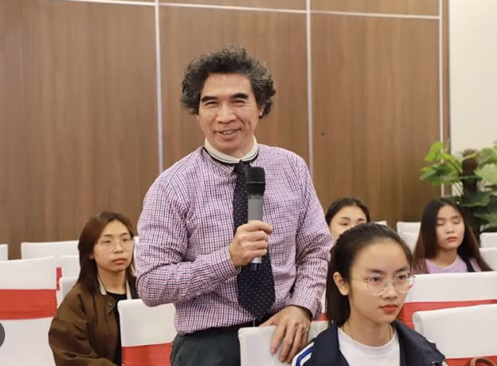 PGS.TS Nguyễn Thường Lạng, giảng viên cao cấp tại Viện Thương mại và Kinh tế Quốc tế, Trường Đại học Kinh tế Quốc dân (NEU). Ảnh: NEU anh-man-hinh-2026-09-07-luc-091557.png
