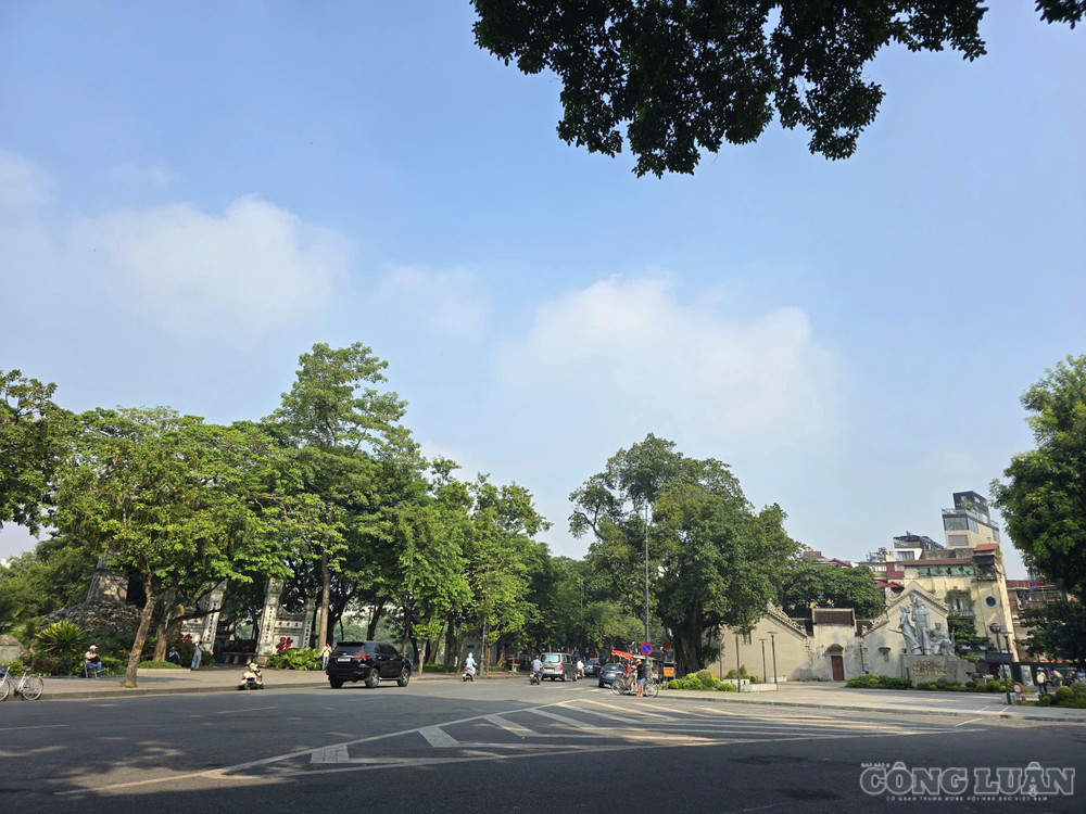 clo_br_be2ab4ce988018de4191.jpg