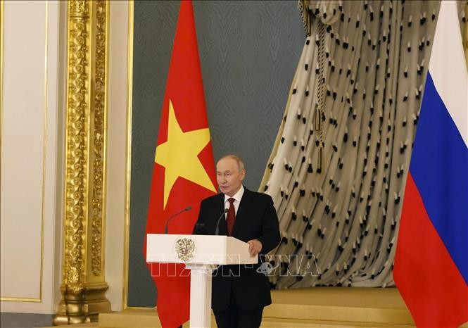 Tổng thống Liên bang Nga Vladimir Putin phát biểu. Ảnh: Thống Nhất/TTXVN Tổng thống Liên bang Nga Vladimir Putin phát biểu. Ảnh: Thống Nhất/TTXVN