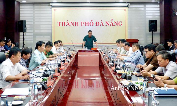Phó Chủ tịch UBND thành phố Đà Nẵng Phan Thái Bình chủ trì và phát biểu tại buổi làm việc.