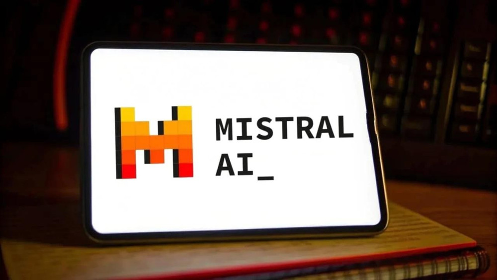 mistral-ai-logo-on-tablet-jpg-5022-4517.jpg