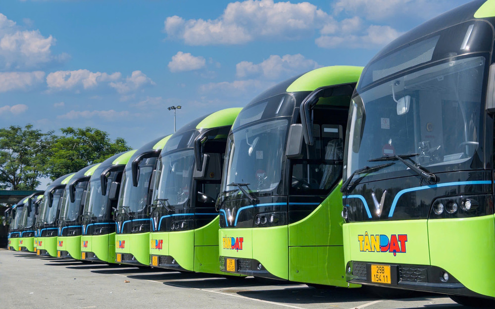 Đoàn phương tiện mới VinFast EB8, sức chứa 60 chỗ được Transerco đưa vào vận hành trên tuyến buýt số 33 (Cụm Công nghiệp Thanh Oai – Xuân Đỉnh). img-1102.jpg
