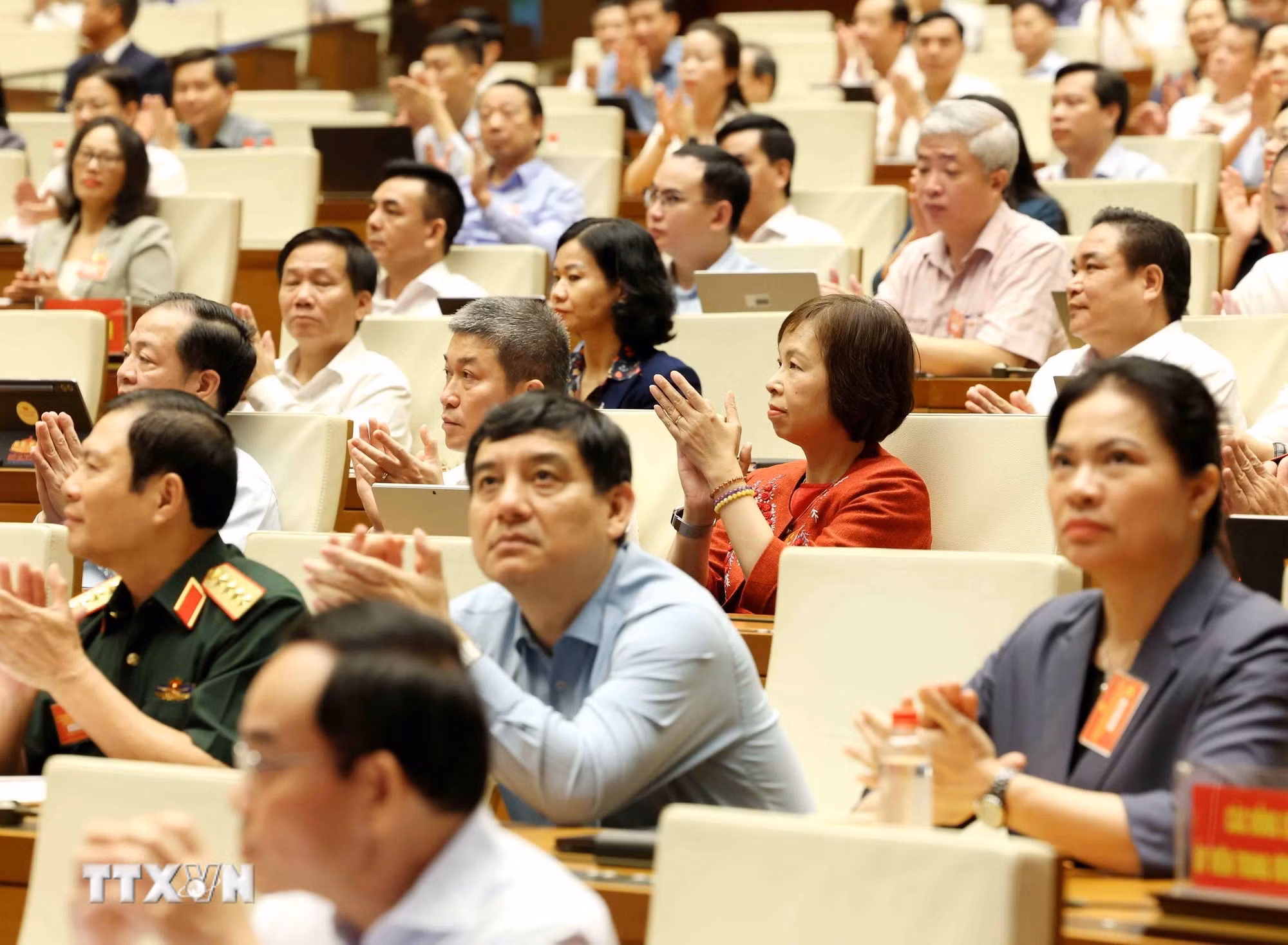 Các đại biểu dự hội nghị tại điểm cầu Trung tâm - Phòng họp Diên Hồng, Nhà Quốc hội (Hà Nội). (Ảnh: Phương Hoa/TTXVN) Các đại biểu dự hội nghị tại điểm cầu Trung tâm - Phòng họp Diên Hồng, Nhà Quốc hội (Hà Nội). (Ảnh: Phương Hoa/TTXVN)