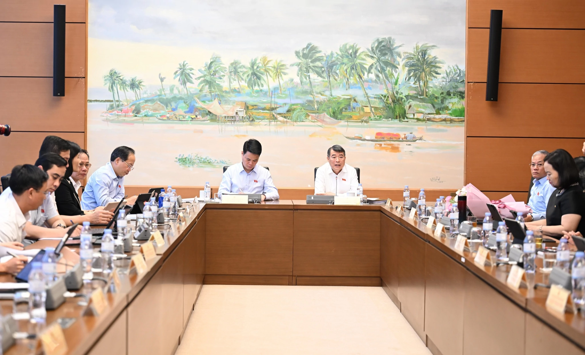 Thủ tướng Lê Minh Hưng: Phải kiểm soát được giá nhà ở xã hội, nhà cho thuê Thủ tướng Lê Minh Hưng: Phải kiểm soát được giá nhà ở xã hội, nhà cho thuê