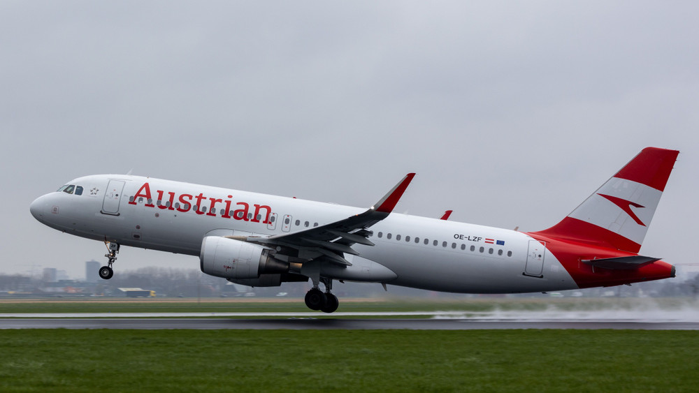 Một máy bay của hãng Austrian Airlines. Ảnh: staralliancevirtual jxaffgcdvqjlzkwsipkvvjdzrnbxqgeqtdzwxvtlmauhtvuigltsoataqvthunob.jpg