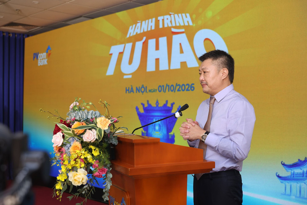 Ông Nguyễn Đình Lâm, Chủ tịch Hội đồng quản trị PVcomBank, chia sẻ niềm tự hào về hành trình phát triển của Ngân hàng tại Ngày hội Văn hóa 2026. anh-minh-hoa-5721.jpg