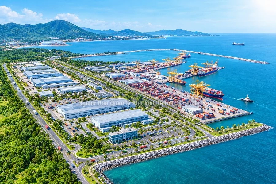 Tài chính doanh nghiệp 24/7: Vinhomes Hà Tĩnh đầu tư logistics, Nông nghiệp Hòa Phát công bố lãi quý III